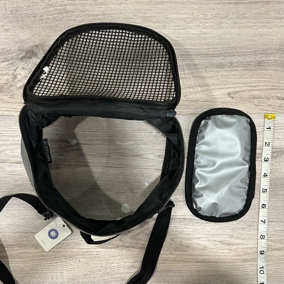 NWT Kislane Small Animal Pet Carrier Hamster Guinea Pig Rabbit Travel Vet Bag - Picture 6 of 9